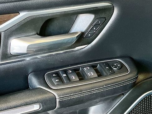 Used 2022 RAM 1500 Laramie image 17