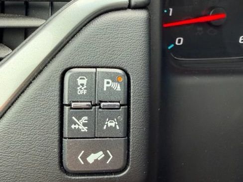 Used 2019 Chevrolet Suburban Premier w/ Premier Plus Edition AWD/4WD image 35