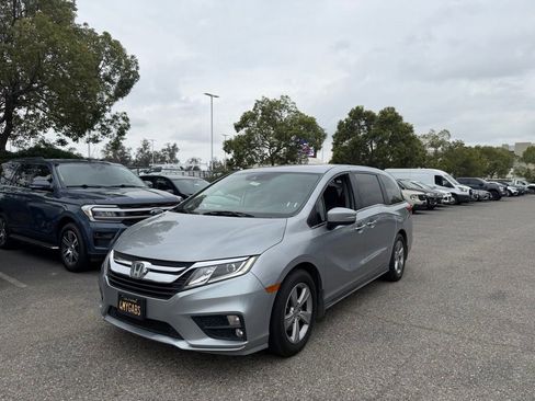 Used 2020 Honda Odyssey EX image 1