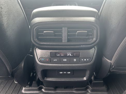 Used 2024 Honda Pilot EX-L image 28