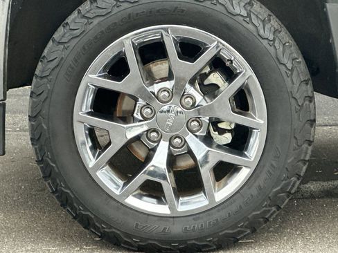 Used 2014 GMC Sierra 1500 SLT w/ SLT Crew Cab Value Package image 51