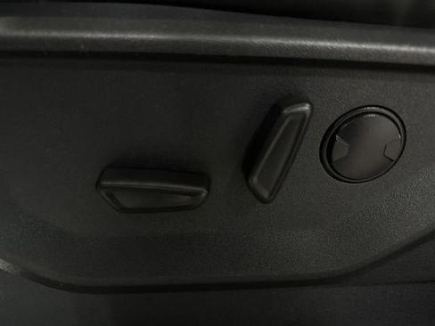Used 2025 Ford Expedition Active AWD/4WD image 22