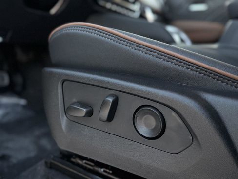 New 2026 GMC Canyon AT4 image 16