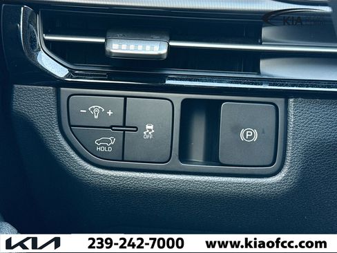 New 2026 Kia Sportage EX image 33