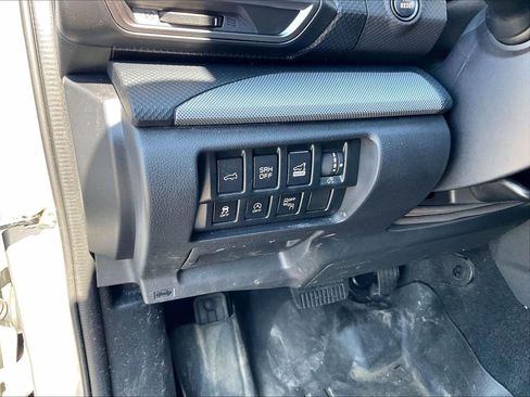 Used 2021 Subaru Forester Limited AWD/4WD image 26