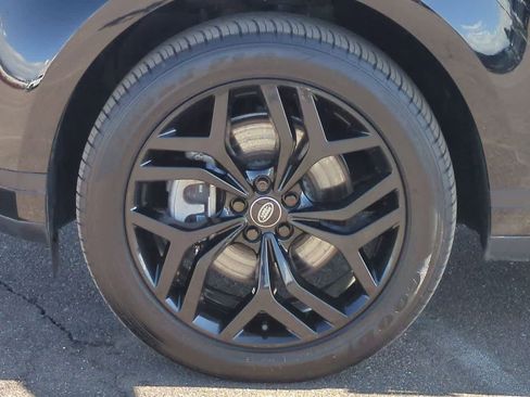 Used 2023 Land Rover Range Rover Evoque S image 12