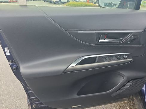 Used 2021 Toyota Venza XLE w/ Carpet Mat Package (TMS) AWD/4WD image 14