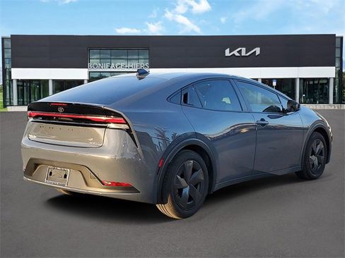 Used 2026 Toyota Prius LE image 4