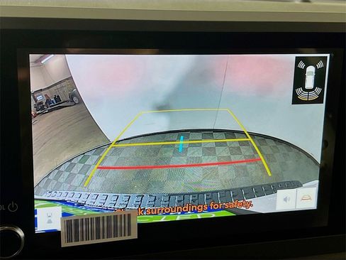 Certified 2025 Toyota 4Runner TRD Off-Road image 13