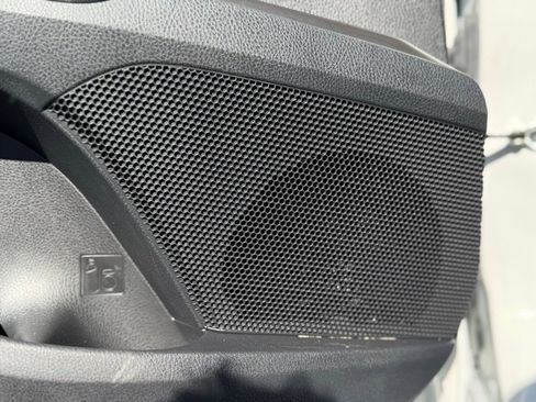 Used 2024 Toyota Camry SE image 40