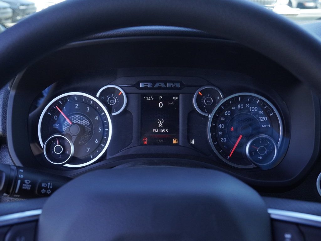 New 2026 RAM 1500 Express AWD/4WD image 16