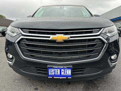 Used 2020 Chevrolet Traverse LT FWD image 4