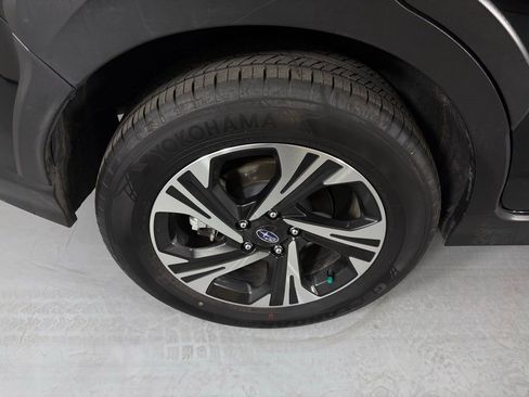 Used 2025 Subaru Crosstrek 2.0i Premium AWD/4WD image 11