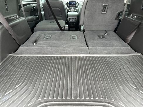 Used 2023 Chevrolet Traverse Premier AWD/4WD image 15