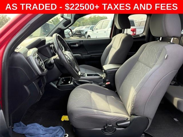Used 2016 Toyota Tacoma TRD Sport w/ Towing Package AWD/4WD image 14