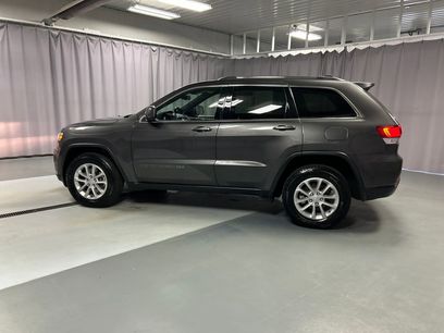 Used 2021 Jeep Grand Cherokee Laredo