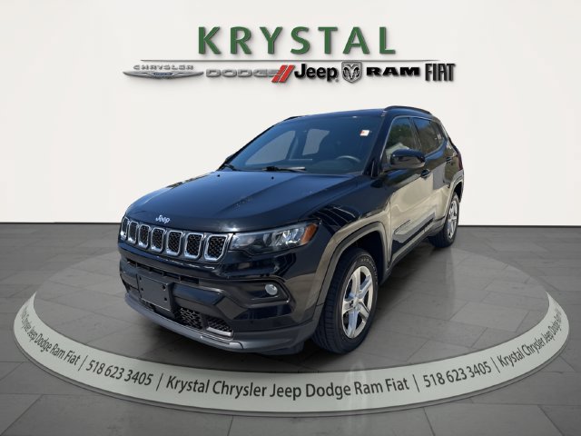 Certified 2023 Jeep Compass Latitude AWD/4WD image 3