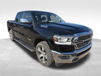 Used 2019 RAM 1500 Laramie video 2