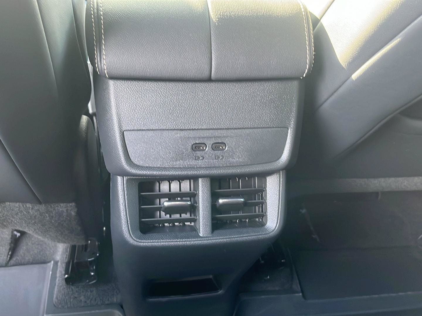 New 2027 GMC Terrain Elevation w/ Elevation Premium Package AWD/4WD image 16