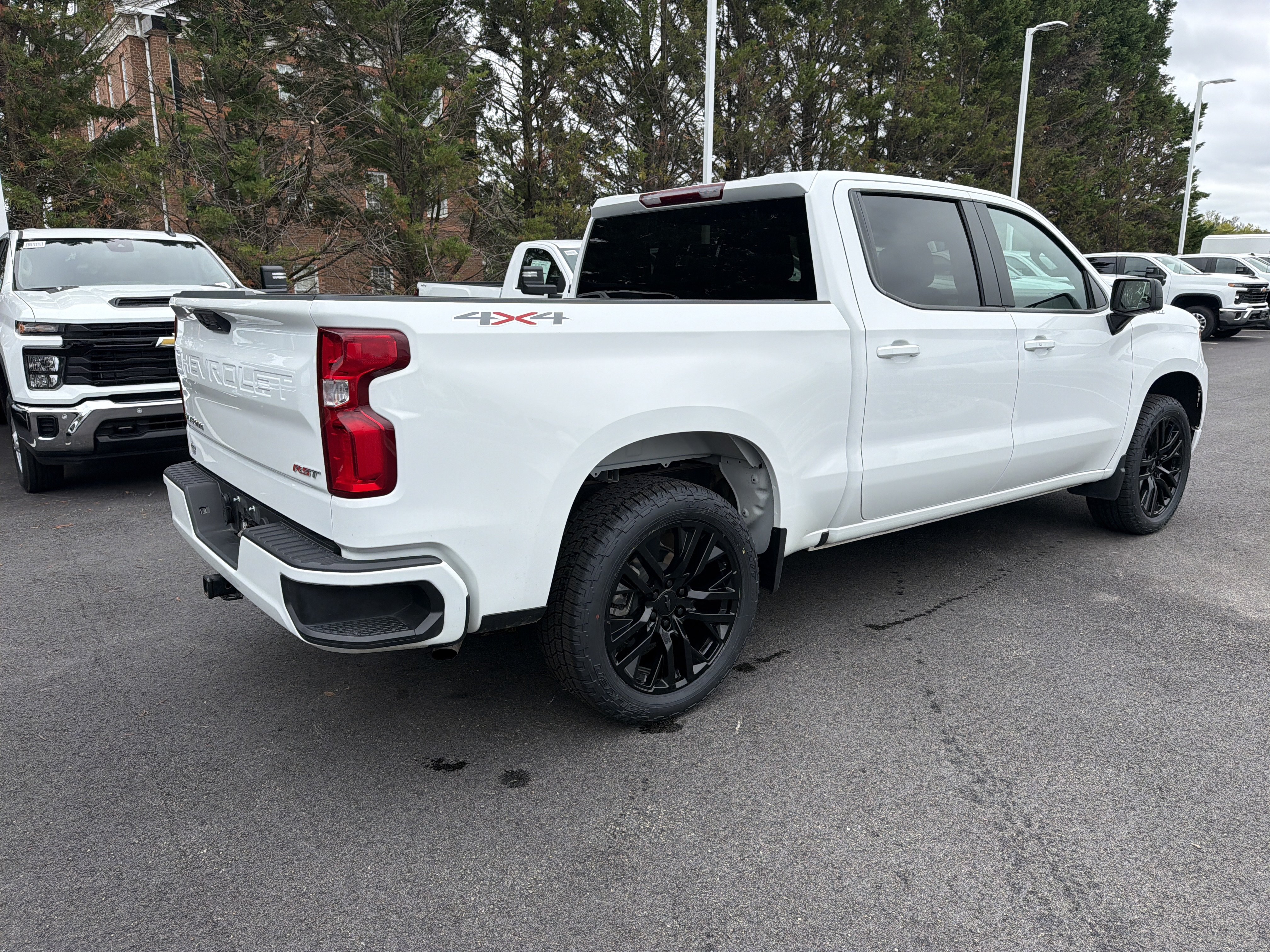 Used 2026 Chevrolet Silverado 1500 RST AWD/4WD image 10