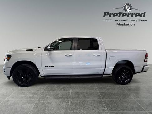 Used 2022 RAM 1500 Big Horn AWD/4WD image 9