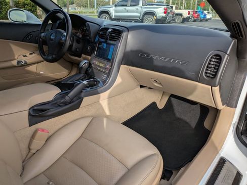 Used 2011 Chevrolet Corvette Grand Sport w/ Preferred Equipment Group image 14