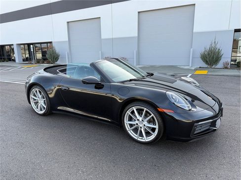 Used 2022 Porsche 911 Carrera RWD image 41