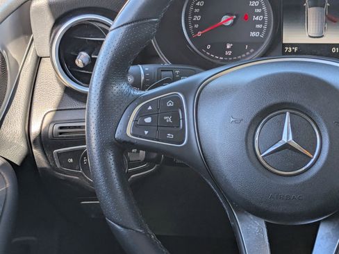 Used 2019 Mercedes-Benz GLC 300 image 17
