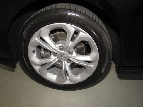 Certified 2024 Honda Accord LX image 24