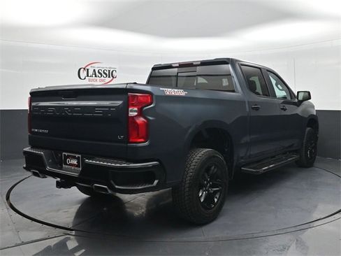 Used 2020 Chevrolet Silverado 1500 LT Trail Boss image 7