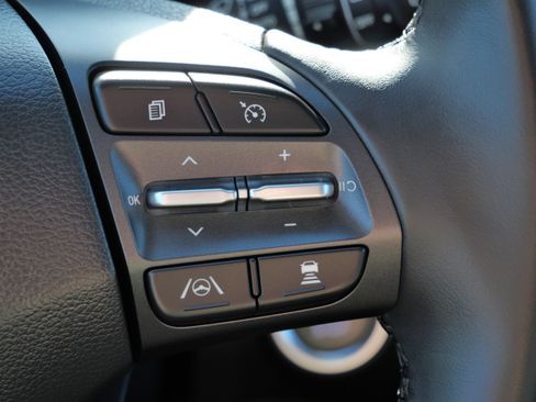 Certified 2023 Hyundai Kona Limited w/ Cargo Package image 31