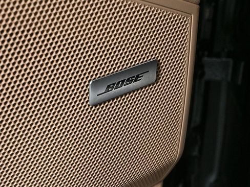 Used 2023 Porsche Cayenne Coupe w/ Premium Package image 7