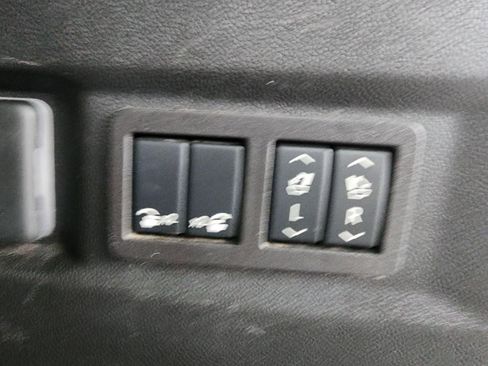 Used 2024 Chevrolet Tahoe Premier image 19