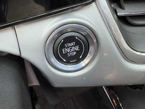 Used 2024 Chevrolet Trax LT w/ Driver Confidence Package image 24