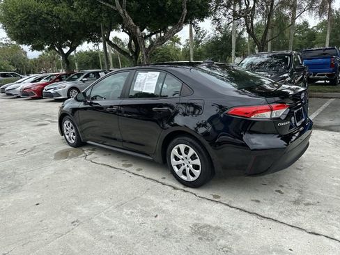 Used 2023 Toyota Corolla LE FWD image 34