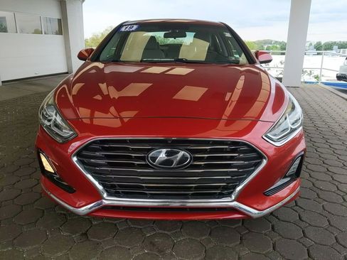 Used 2019 Hyundai Sonata SE FWD image 2