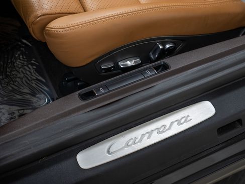 Used 2019 Porsche 911 Carrera image 14