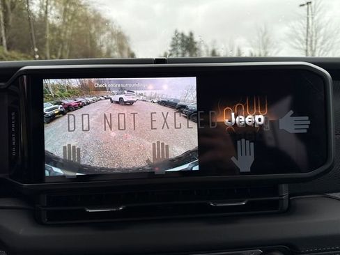 New 2026 Jeep Wrangler Unlimited Rubicon image 24