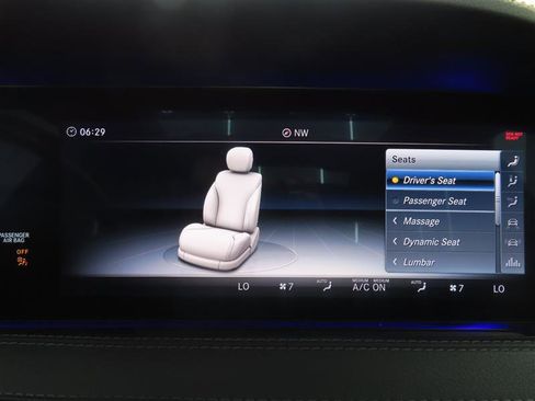 Used 2018 Mercedes-Benz S 560 Sedan image 31