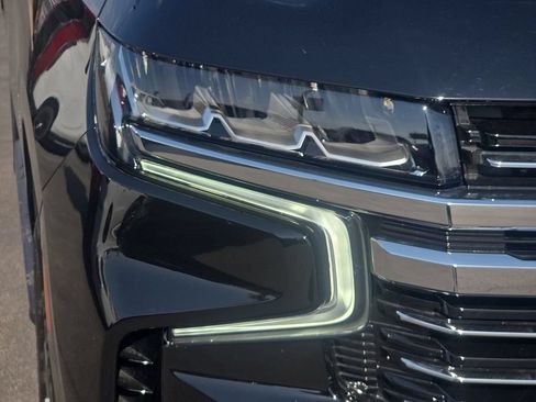 Used 2024 Chevrolet Tahoe LT RWD image 7