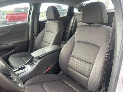 Used 2023 Chevrolet Malibu LS FWD image 15