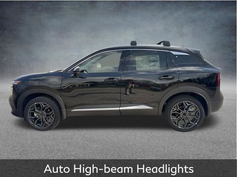 Used 2025 Nissan Kicks SR image 5