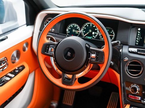 Certified 2024 Rolls-Royce Cullinan Black Badge w/ Driver's Package image 21