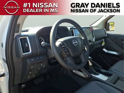 New 2026 Nissan Frontier SV w/ SV Convenience Package RWD image 11