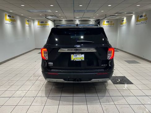 Used 2023 Ford Explorer XLT w/ Equipment Group 202A image 24