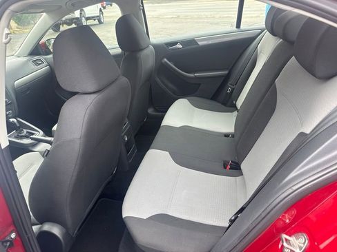 Used 2018 Volkswagen Jetta S FWD image 11
