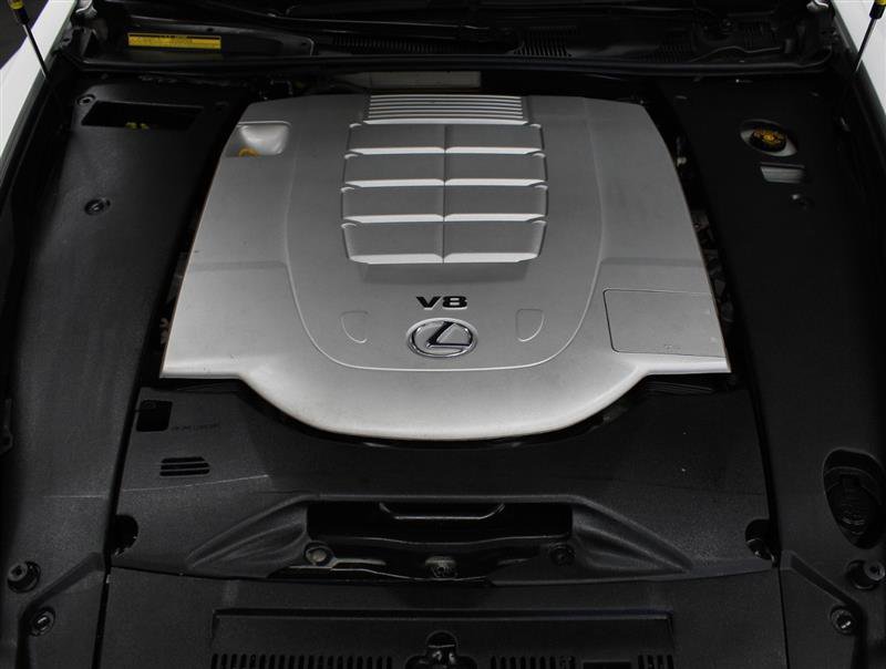 Used 2013 Lexus LS 460 AWD w/ Comfort Pkg image 21