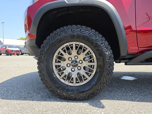 New 2026 Chevrolet Colorado ZR2 w/ Technology Package AWD/4WD image 40