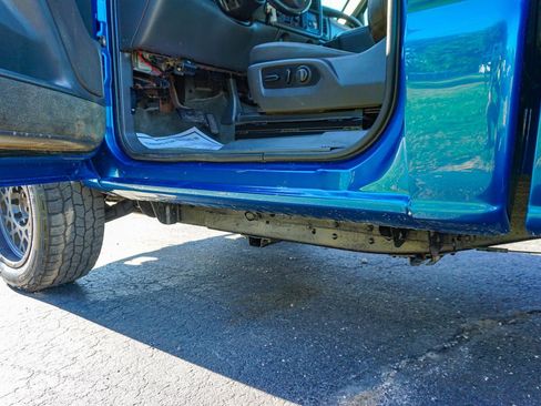 Used 2004 Chevrolet Silverado 2500 LS w/ Snow Plow Prep Package AWD/4WD image 33