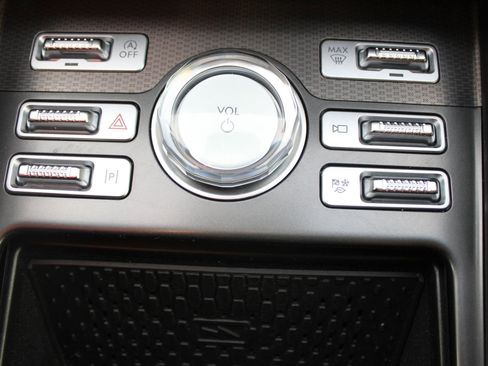 Used 2024 Lincoln Nautilus Premier w/ Equipment Group 102A AWD/4WD image 38